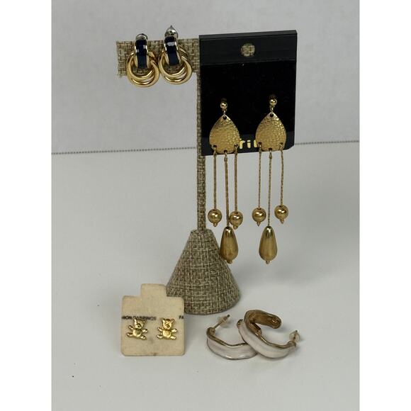 Vintage earring LOT - Picture 2 of 2